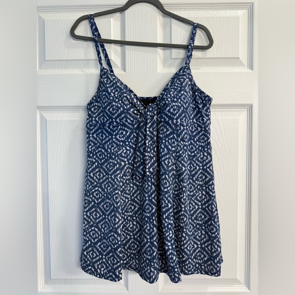 Fit 4 U Blue‎ Black White Printed Tile Supportini 2 Piece  Sz 16 W Swimsuit